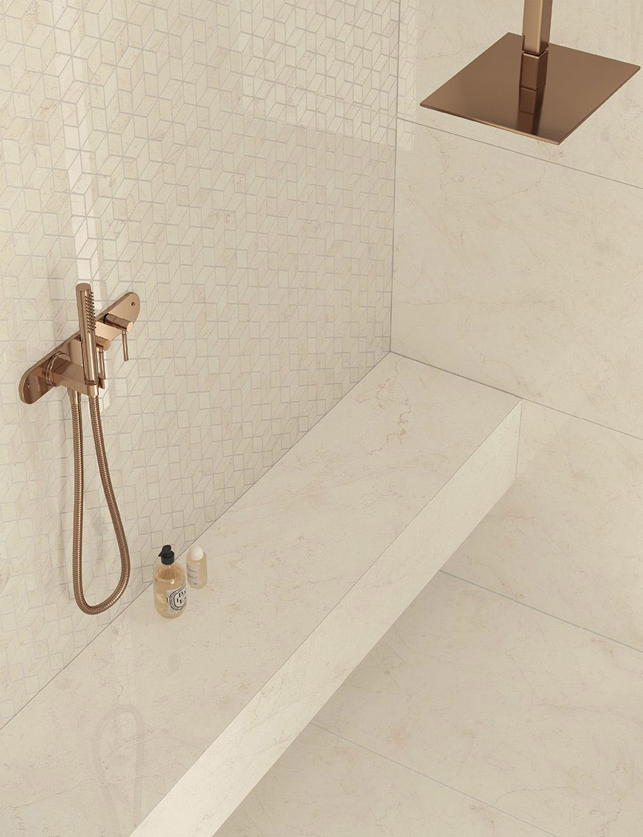 Marca Corona Foyer Royal Falburkolatok
