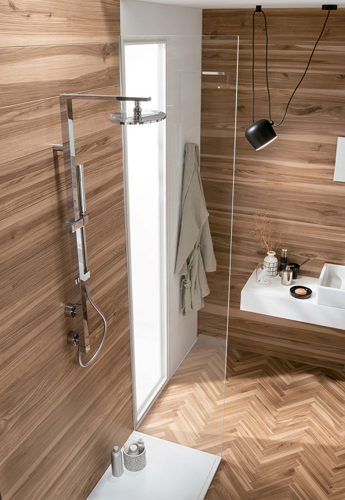 Mirage Koru Falburkolat 