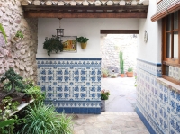 mainzu-mediterranean-lora1.jpg